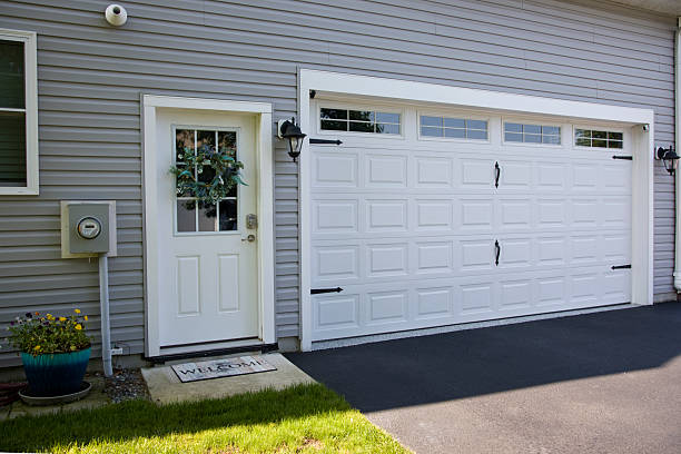 24/7 Emergency Garage Door Panel Replacement experts in Woodland, WA